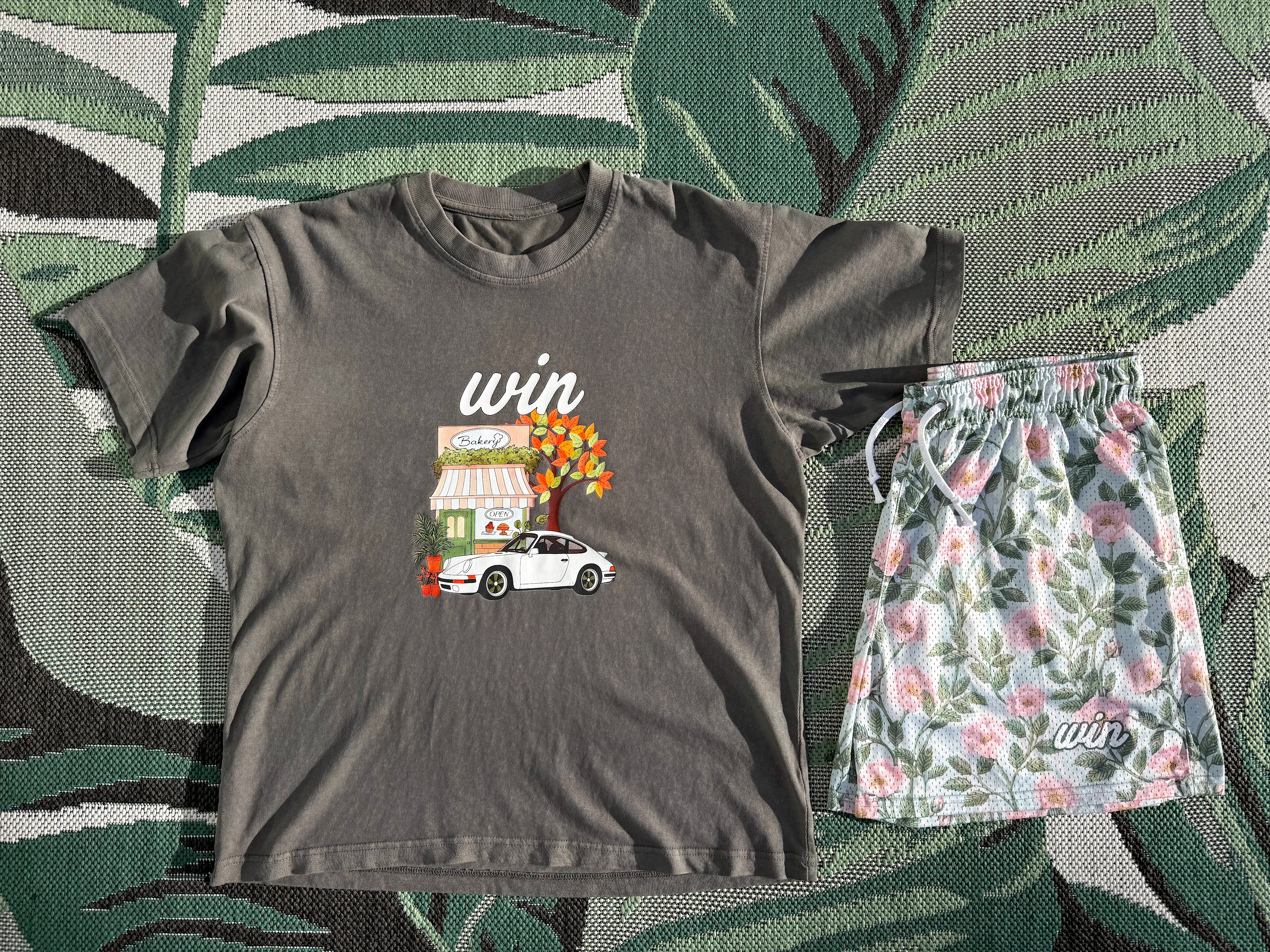 Win Mesh Shorts - Floral