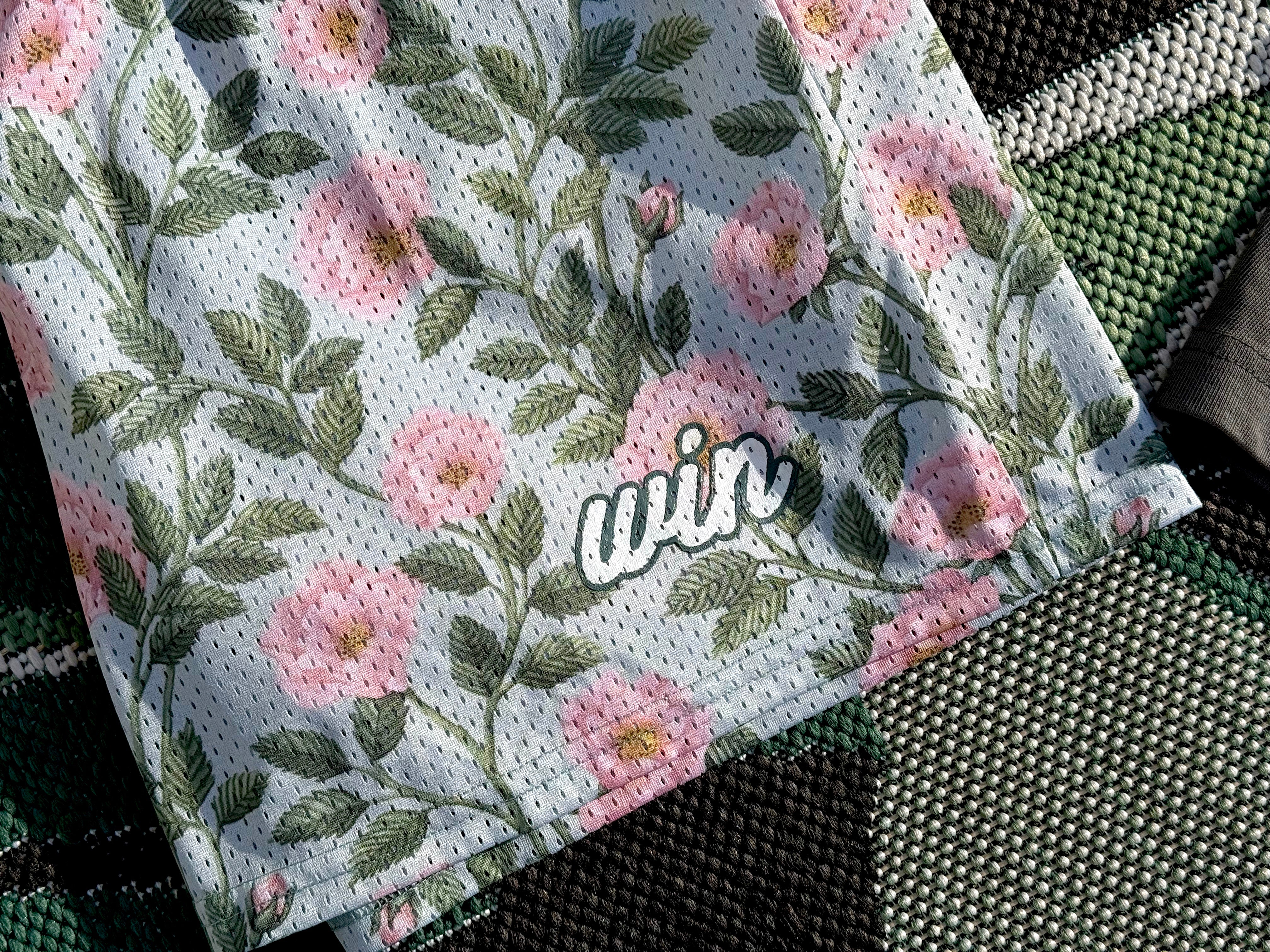 Win Mesh Shorts - Floral