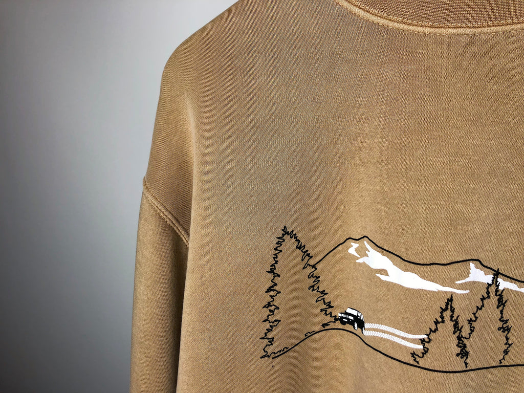 Win "Souvenir" Crewneck Sweatshirt - Dessert Tan